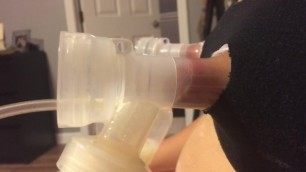 Breast Pump Pumping Milk