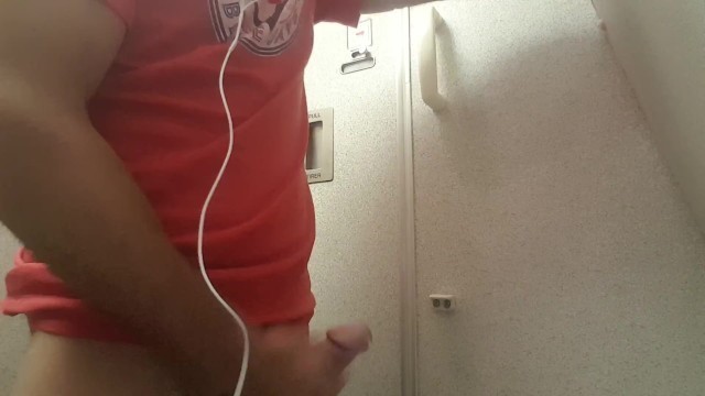 Jerk off on Plane