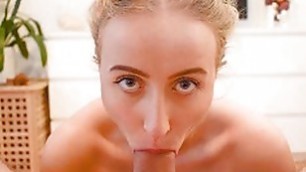  tries porn, loves a huge load on her face